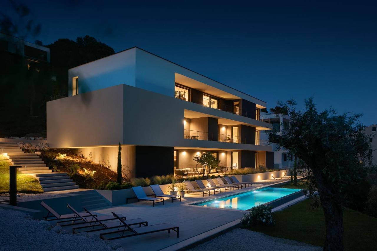 Oltremare Apartments With Pool ราบัซ ภายนอก รูปภาพ